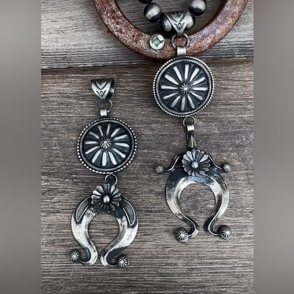 🏜️Native Naja Pendant 4”L 2”W OOAK  Sterling pendant Navajo (Offers OK)🏜️ - Picture 1 of 4
